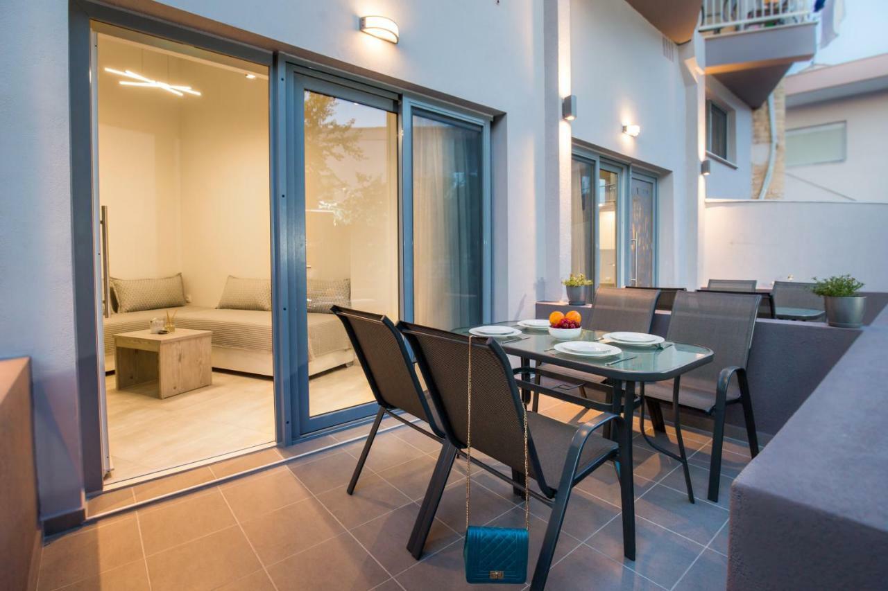 דירות פוטוס Mr & Mrs K Lofts מראה חיצוני תמונה